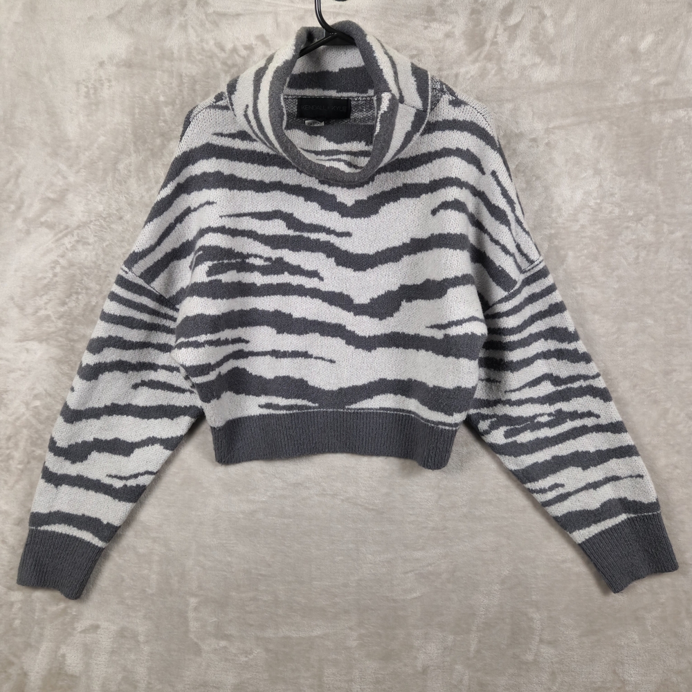 Kendall & Kylie Gray Zebra Pattern Turtleneck Trendy‎ Sweater